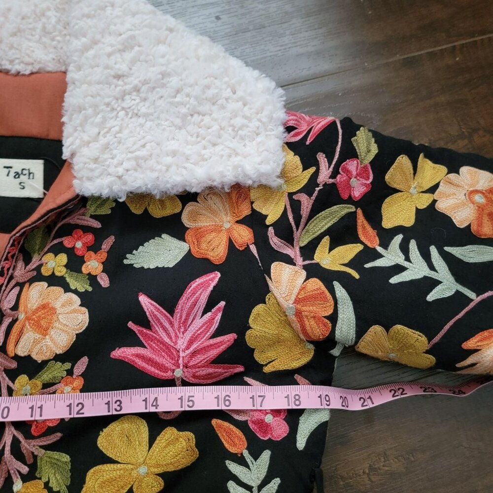 NEW Tach Ingrid Jacket Womens S Boho Chic Vintage 70s Embroidered Floral Cozy - Picture 8 of 9